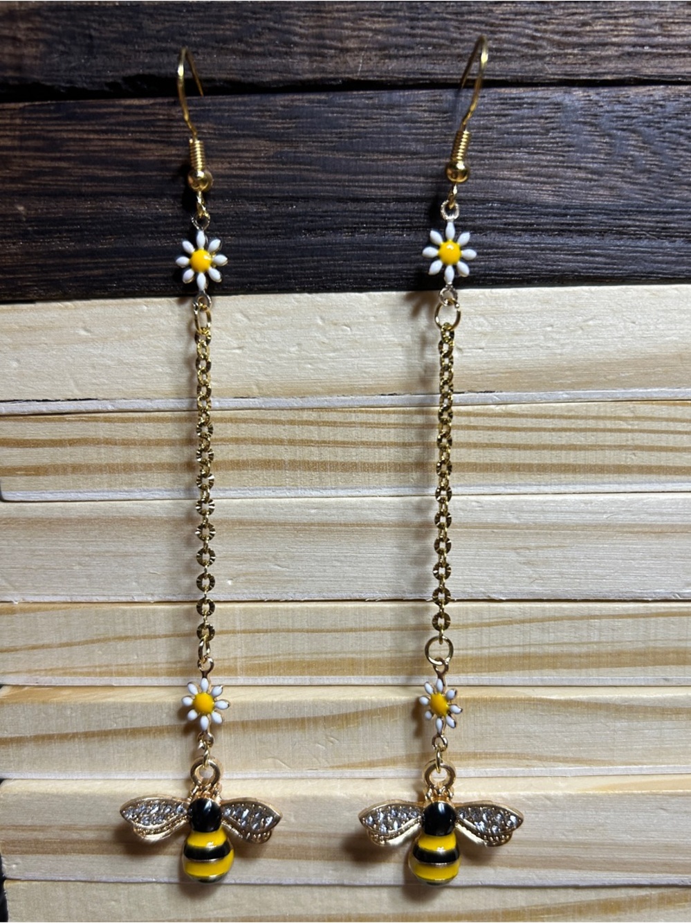 3/$25 Gold Bee and Daisy Drop Earrings